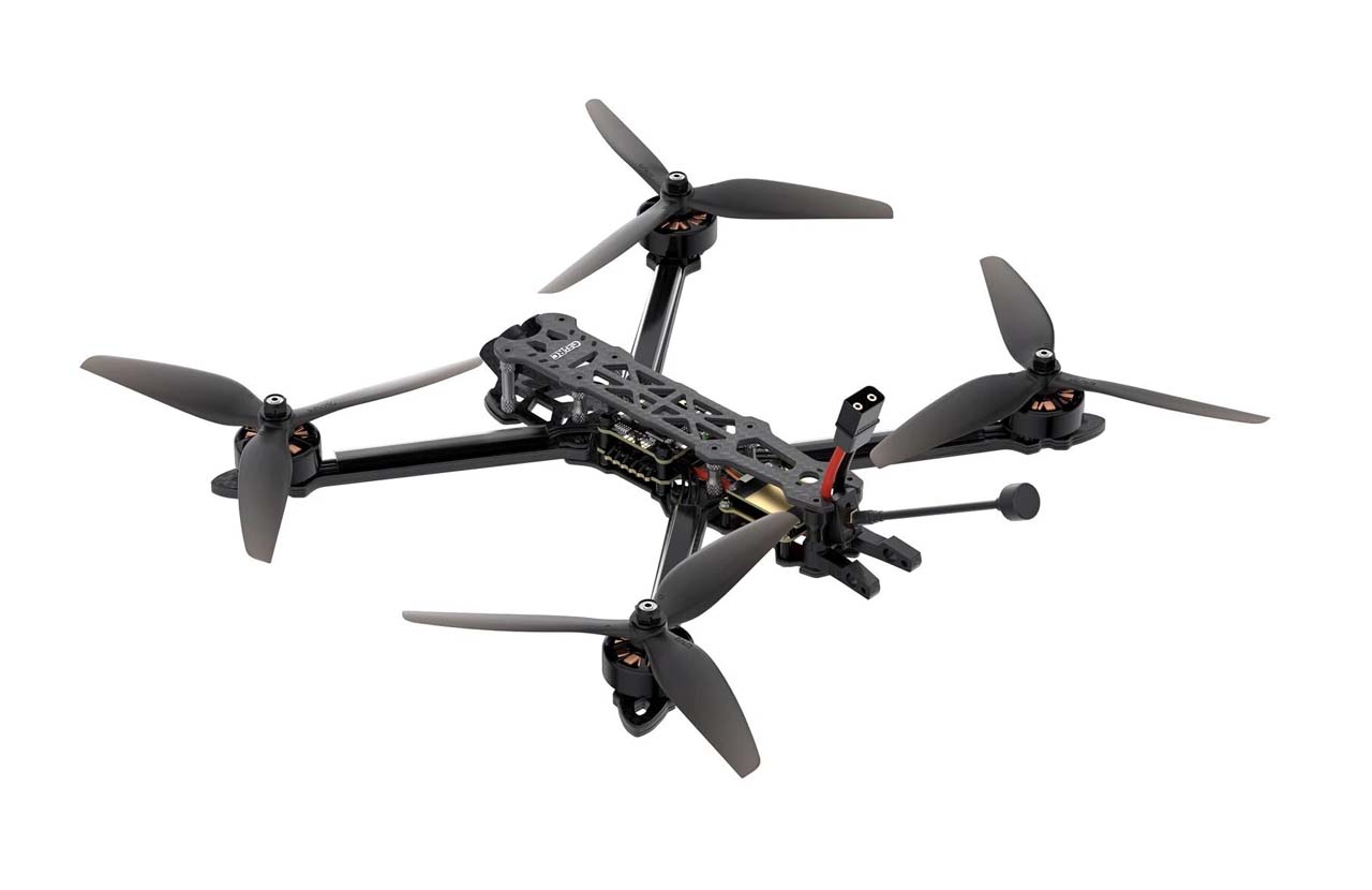 FPV 无人机|飞入未来的极限体验